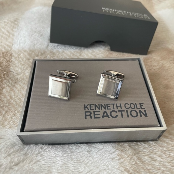 Kenneth Cole Reaction Elegant Silver Cufflinks new in box - Picture 1 of 6